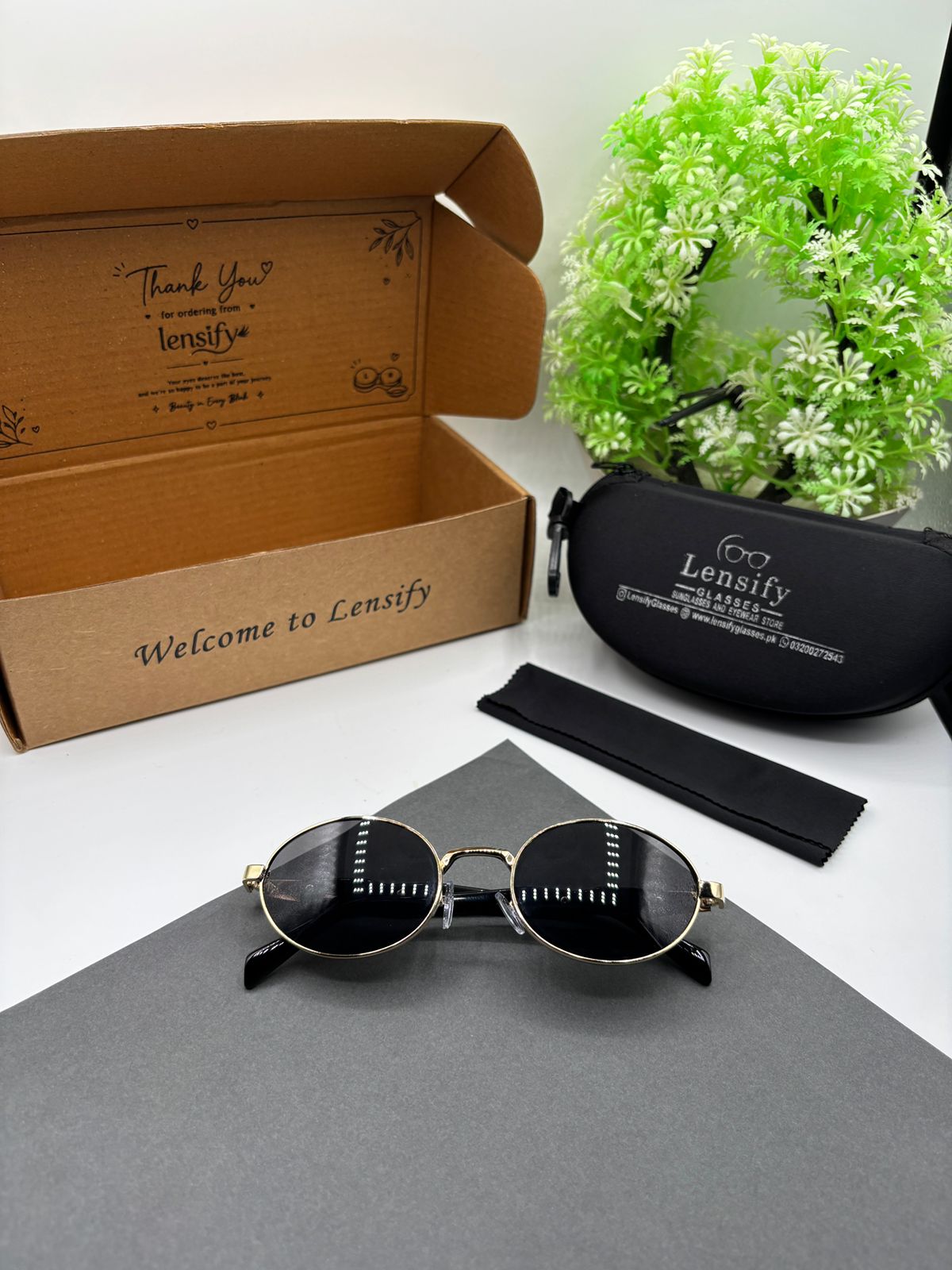 PRADA AVIATOR