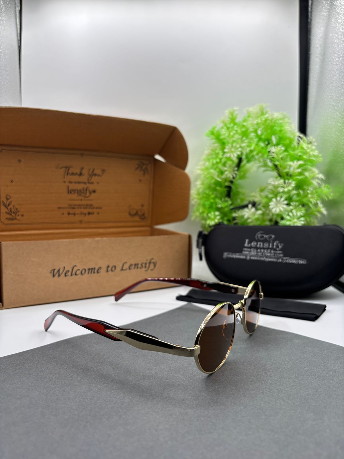 PRADA AVIATOR